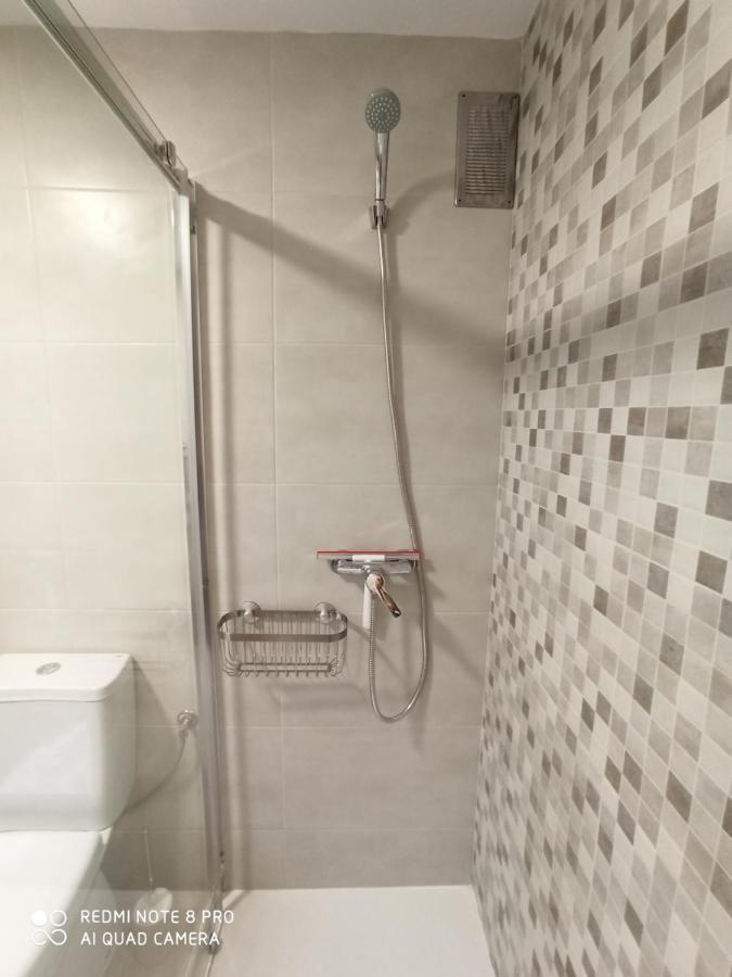 Apartaments Familiar Cerca Port Aventura ซาลอว์ ภายนอก รูปภาพ