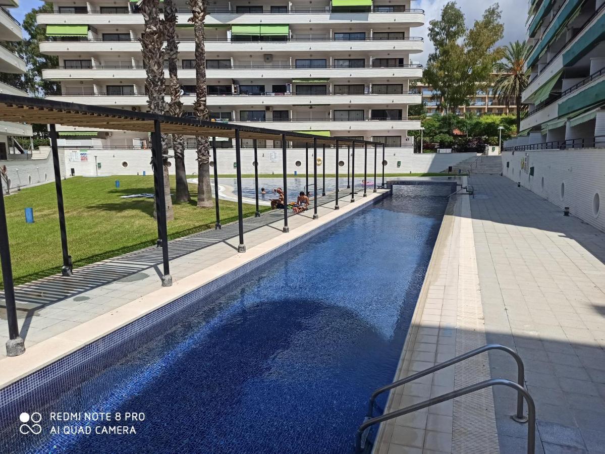 Apartaments Familiar Cerca Port Aventura ซาลอว์ ภายนอก รูปภาพ